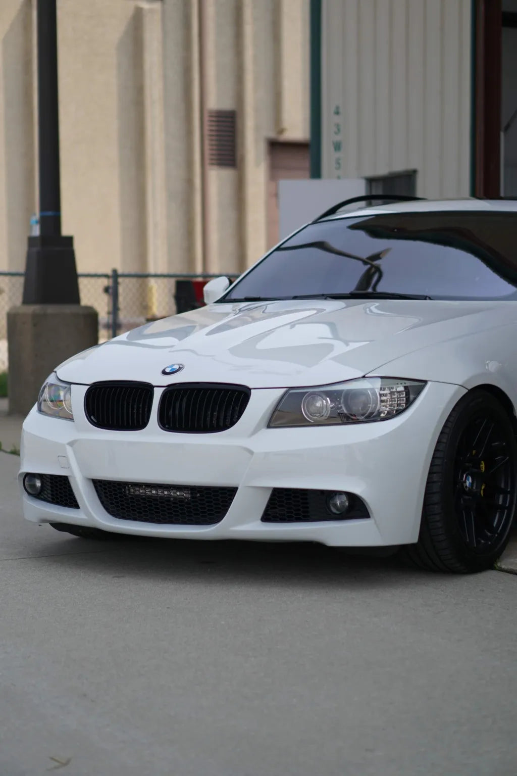 M-Pack LCI priekšējais bamperis BMW E90/E91 LCI (2008–2011)