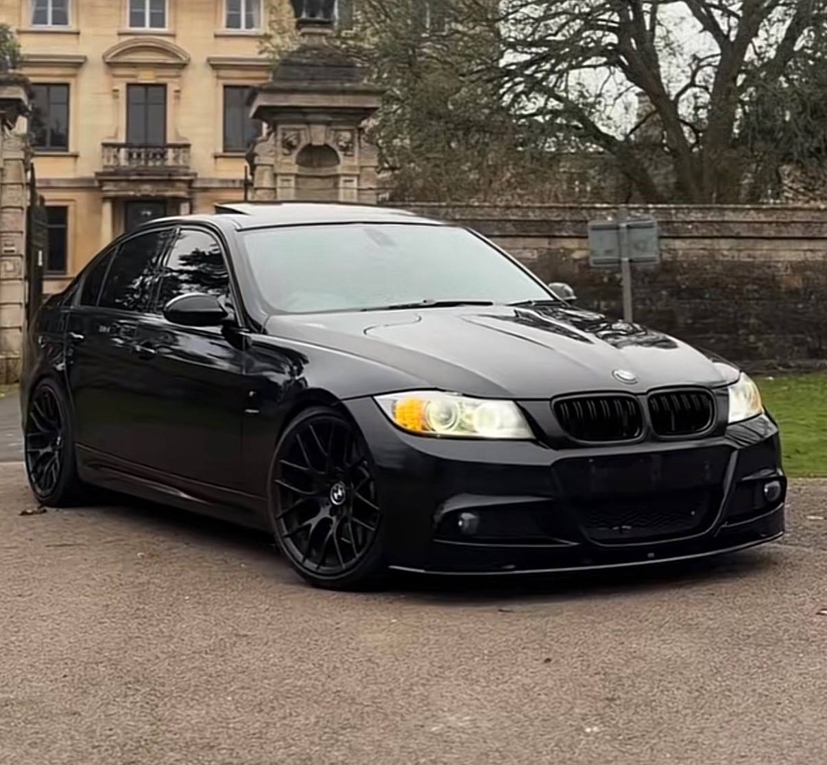 Priekšējāis bampera Splitteris BMW E90 / E91 LCI (2009–2012)
