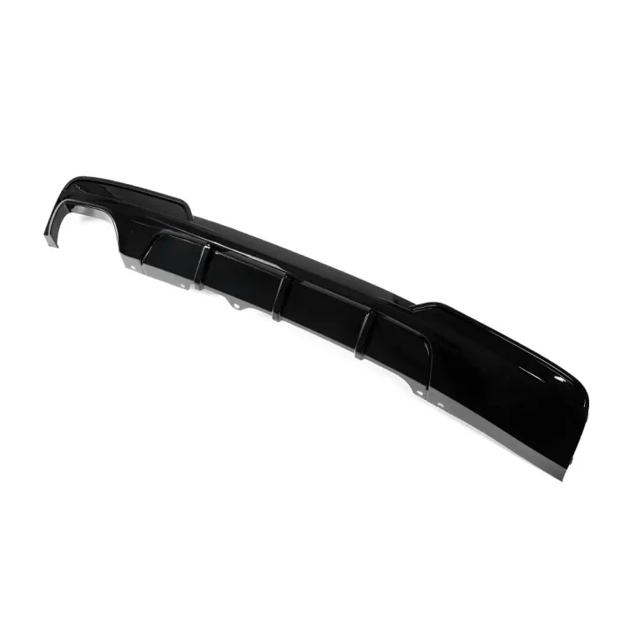 Difuzors BMW F10/F11 ar M-Pack aizmugurējo buferi