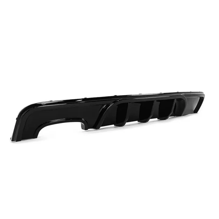 WR aizmugurējā bufera difuzors BMW E82 / E88 M-Pack, spīdīgi melns
