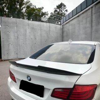PSM stila bagāžnieka spoileris BMW F10, spīdīgi melns — 4